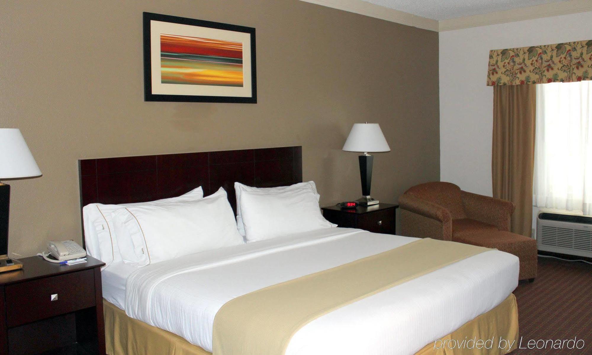 Holiday Inn Express Hotel & Suites Plainview By Ihg Exteriör bild